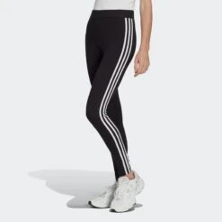 Adidas Sportswear Shirtjurk ESSENTIALS 3-STRIPES CREW JURK 30 Adidas Sportswear Shirtjurk ESSENTIALS 3-STRIPES CREW JURK -TrendyTijd Verkoop adidas originals legging adicolor classics 3 stripes zwart