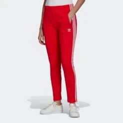 Adidas Sportswear Shirtjurk ESSENTIALS 3-STRIPES CREW JURK 35 Adidas Sportswear Shirtjurk ESSENTIALS 3-STRIPES CREW JURK -TrendyTijd Verkoop adidas originals trainingsbroek sst pants pb rood