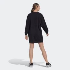Adidas Sportswear Shirtjurk ESSENTIALS 3-STRIPES CREW JURK 23 Adidas Sportswear Shirtjurk ESSENTIALS 3-STRIPES CREW JURK -TrendyTijd Verkoop adidas sportswear shirtjurk essentials 3 stripes crew jurk zwart 2