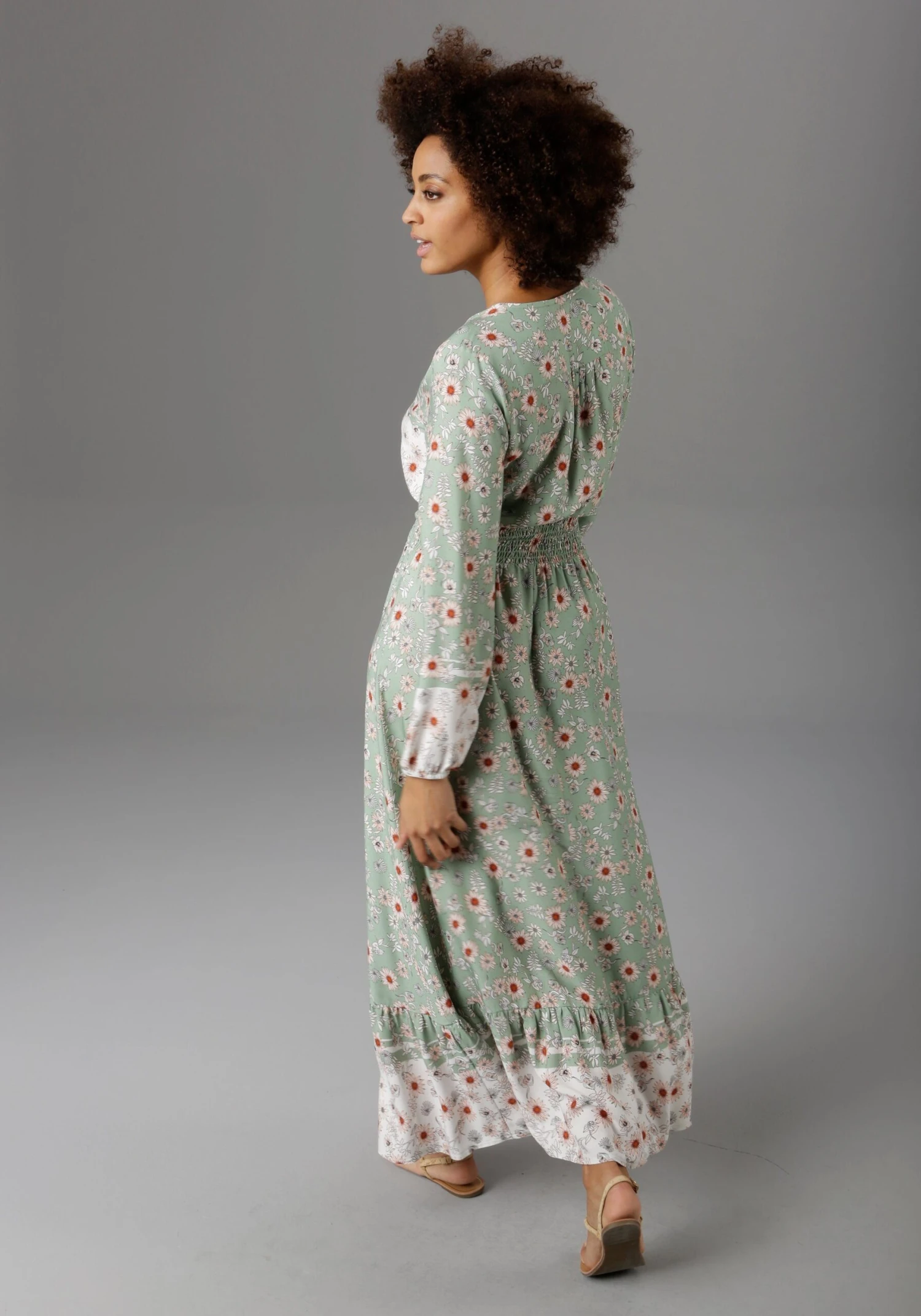 Aniston CASUAL Maxi-jurk Met Fijne Bloemenprint En Patch-look 4 Aniston CASUAL Maxi-jurk Met Fijne Bloemenprint En Patch-look - Afbeelding 2