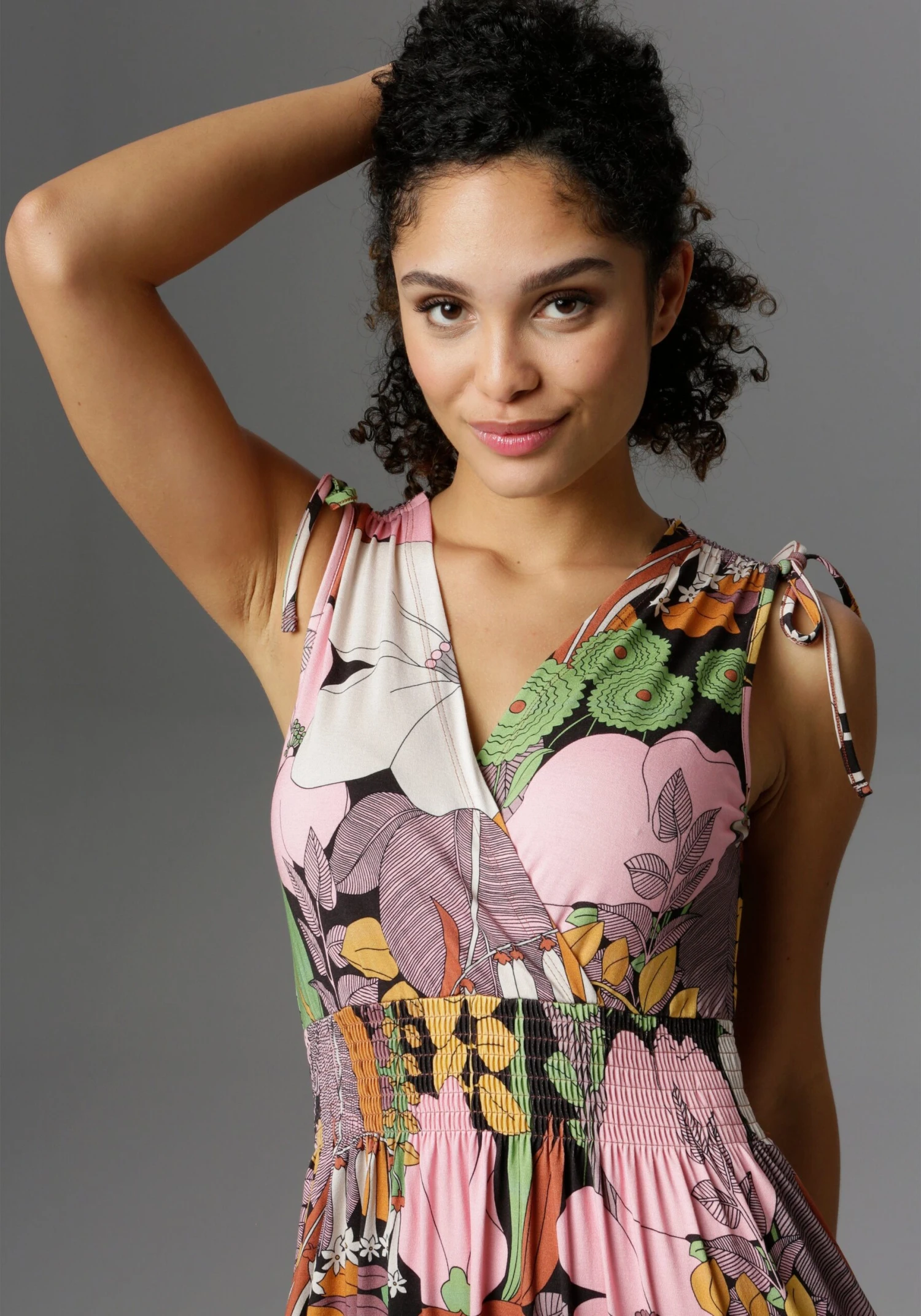 Aniston SELECTED Maxi-jurk Met Brede Bandjes Voor Het Aanrimpelen 5 Aniston SELECTED Maxi-jurk Met Brede Bandjes Voor Het Aanrimpelen - Afbeelding 3