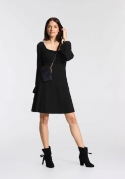 Taifun Gedessineerde Jurk Met Een All-over Motief En Volants Bij De Zoom -TrendyTijd Verkoop boysens jerseyjurk met hoekige hals zwart