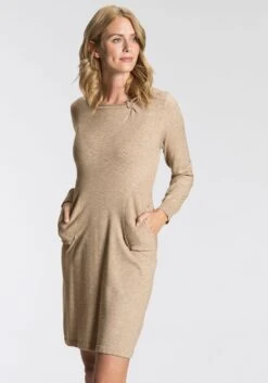 Tommy Hilfiger Curve Midi-jurk CRV VIS STRIPE SHIRT DRESS LS 24 Tommy Hilfiger Curve Midi-jurk CRV VIS STRIPE SHIRT DRESS LS -TrendyTijd Verkoop boysens tricotjurk met modieuze zakken beige