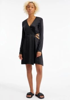 Creation L Gedessineerde Jurk -TrendyTijd Verkoop calvin klein skaterjurk waist logo cut out dress 4