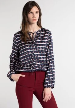 Taifun Gedessineerde Jurk Met Een All-over Motief En Volants Bij De Zoom -TrendyTijd Verkoop eterna shirtblouse classic fit blauw