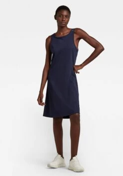 Tom Tailor Gedessineerde Jurk In Recht Model Met Smalle Bindceintuur 37 Tom Tailor Gedessineerde Jurk In Recht Model Met Smalle Bindceintuur -TrendyTijd Verkoop g star raw jerseyjurk adjustable tank dress met leuke bandjesverwerking op de rug blauw 1