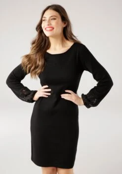 Base Level Curvy Jurk In Overgooiermodel Yanira In Een Zachte, Soepele Kwaliteit 28 Base Level Curvy Jurk In Overgooiermodel Yanira In Een Zachte, Soepele Kwaliteit -TrendyTijd Verkoop laura scott tricotjurk met kanten applicaties nieuwe collectie zwart