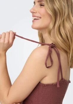 Only Mini-jurk ONLANNIKA S/L SMOCK DRESS WVN NOOS 23 Only Mini-jurk ONLANNIKA S/L SMOCK DRESS WVN NOOS -TrendyTijd Verkoop only mini jurk onlannika s l smock dress wvn noos 2