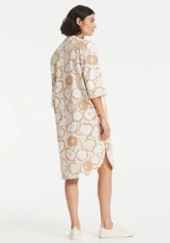 OPUS Gedessineerde Jurk Wandro Floral Met Modieus Abstracte Flower-print 18 OPUS Gedessineerde Jurk Wandro Floral Met Modieus Abstracte Flower-print -TrendyTijd Verkoop opus gedessineerde jurk wandro floral met modieus abstracte flower print beige 5