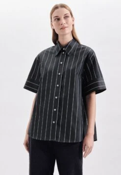 Comma Midi-jurk Met Breimotief All-over -TrendyTijd Verkoop seidensticker overhemdblouse zwarte roos korte mouwen kraag strepen blauw 1