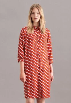 Tommy Hilfiger Curve Midi-jurk CRV WRAP LONG SLEEVE MIDI DRESS -TrendyTijd Verkoop seidensticker zomerjurk zwarte roos 3 4 mouwen kraag print rood