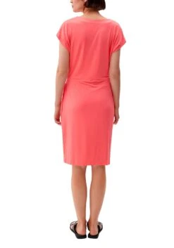 Voorkant -TrendyTijd Verkoop soliver black label midi jurk 1