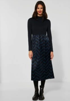 Only Gedessineerde Jurk ONLNILA S/S V-NECK DRESS Met Volant 24 Only Gedessineerde Jurk ONLNILA S/S V-NECK DRESS Met Volant -TrendyTijd Verkoop street one midi jurk 1