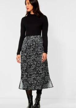 Tom Tailor Gedessineerde Jurk Met Een V-hals En Bindceintuur In De Taille -TrendyTijd Verkoop street one midi jurk 2