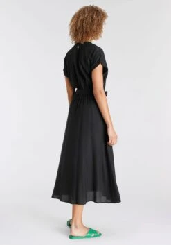 Voorkant -TrendyTijd Verkoop tamaris jurk met overhemdkraag in midi lengte 2