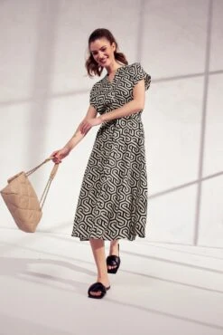 Tamaris Jurk Met Overhemdkraag In Midi Lengte (set, 2-delig, Met Een Bindceintuur) -TrendyTijd Verkoop tamaris jurk met overhemdkraag in midi lengte set 2 delig met een bindceintuur 7