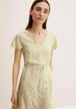 Tom Tailor Gedessineerde Jurk Met Een V-hals En Bindceintuur In De Taille -TrendyTijd Verkoop tom tailor gedessineerde jurk met een v hals en bindceintuur in de taille groen 5