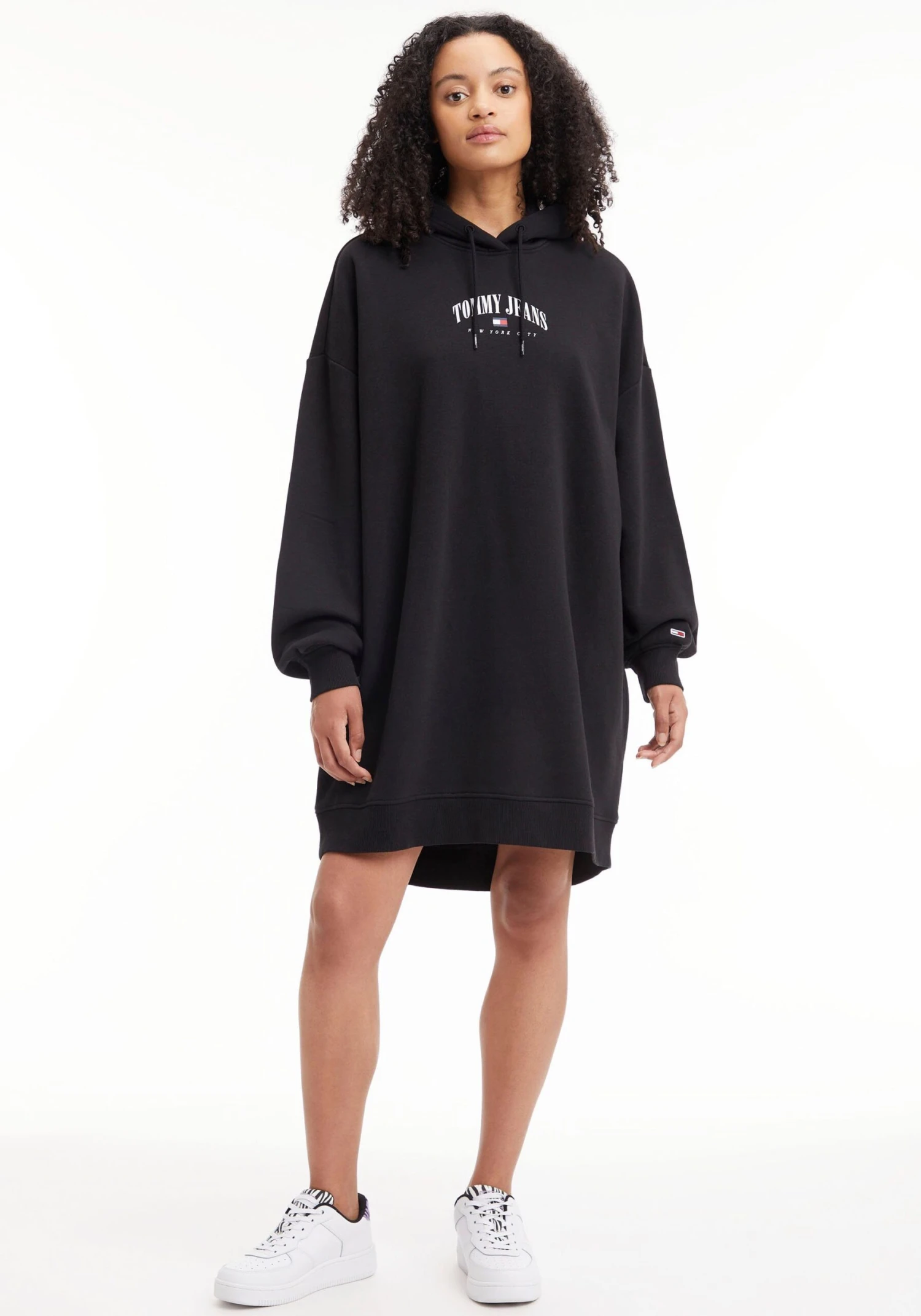 Base Level Curvy Jurk In Overgooiermodel Yanira In Een Zachte, Soepele Kwaliteit 16 Base Level Curvy Jurk In Overgooiermodel Yanira In Een Zachte, Soepele Kwaliteit - Afbeelding 14