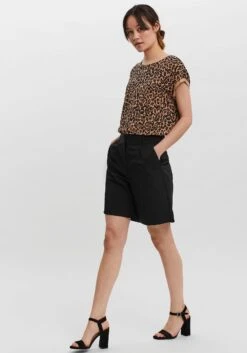 Buffalo Maxi-jurk Met Modieuze Volants 40 Buffalo Maxi-jurk Met Modieuze Volants -TrendyTijd Verkoop vero moda short vmzelda hw loose shorts noos