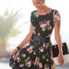 Vivance Gedessineerde Jurk Met Bloemmotief 1 Vivance Gedessineerde Jurk Met Bloemmotief -TrendyTijd Verkoop vivance gedessineerde jurk met bloemmotief zwart
