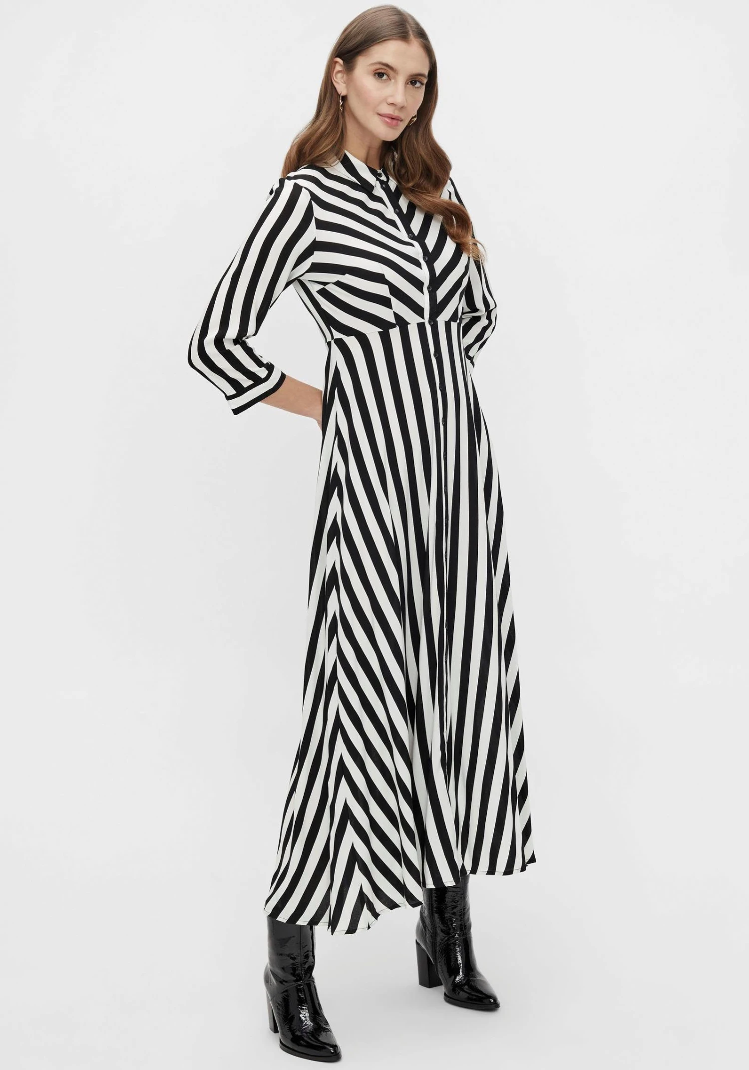 Y.A.S Jurk Met Overhemdkraag YASSAVANNA LONG SHIRT DRESS 7 Y.A.S Jurk Met Overhemdkraag YASSAVANNA LONG SHIRT DRESS - Afbeelding 5